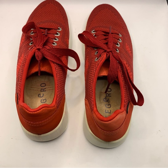 Women's Legero Low Top US Size 5.5 US 7 Essence Red Suede White Rubber Gore-Tex - Picture 5 of 8
